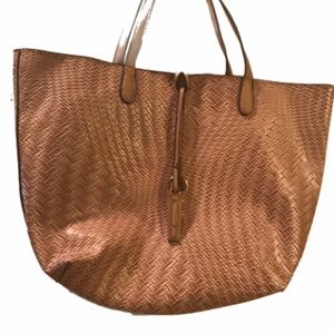 ❤️ textured unique handbag with makeup bag